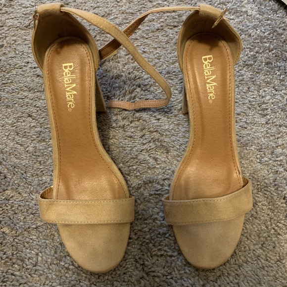 High heels - Picture 2 of 2